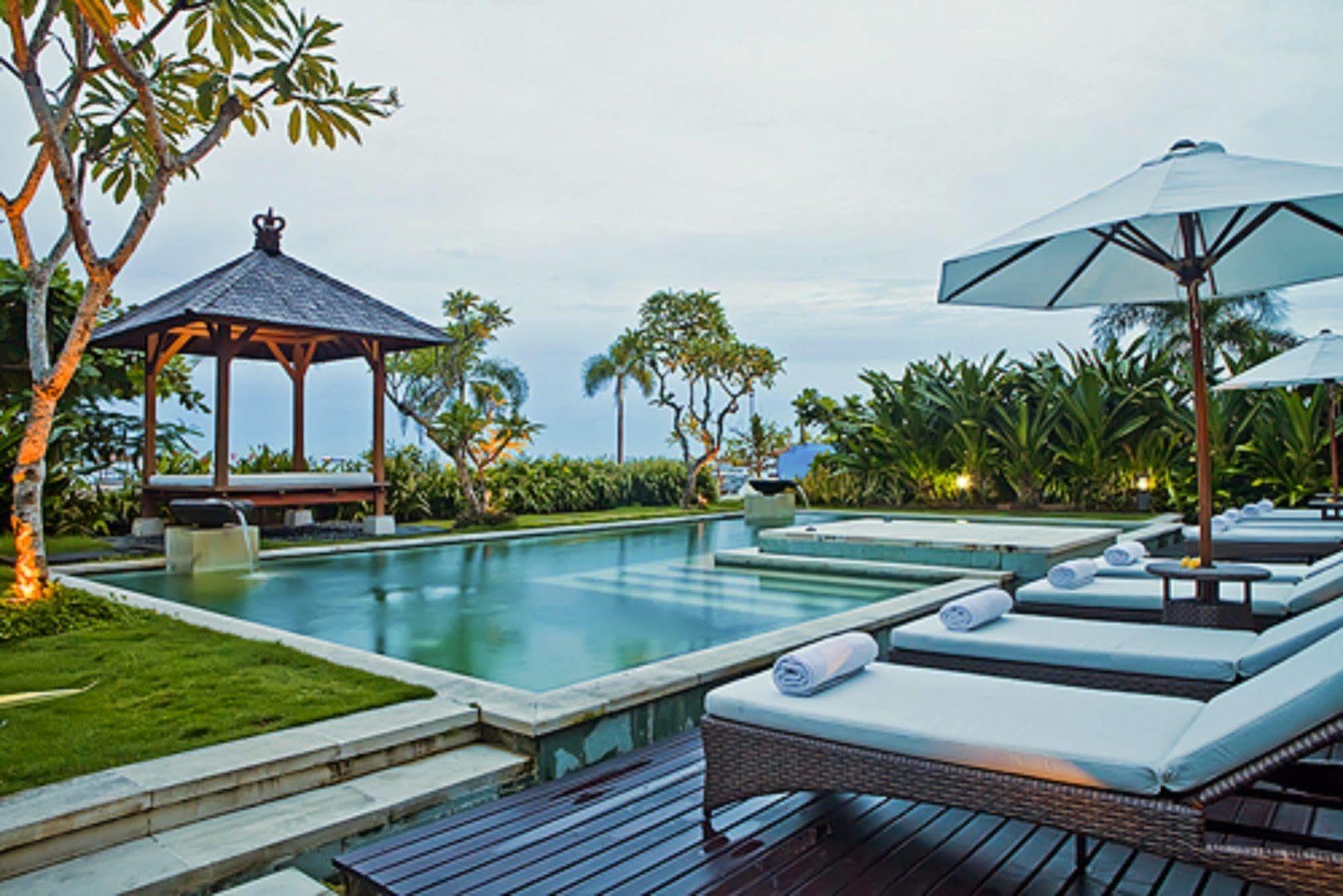 The Segara Suites Tanjung Benoa Extérieur photo