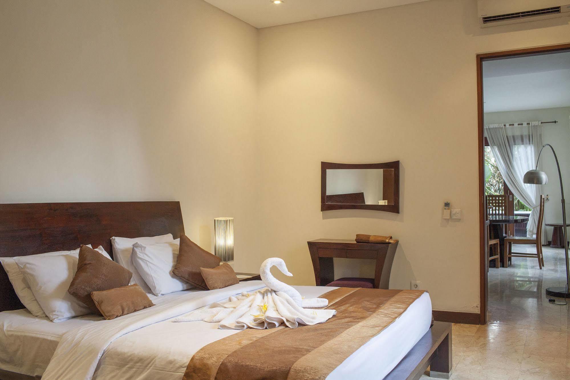 The Segara Suites Tanjung Benoa Extérieur photo